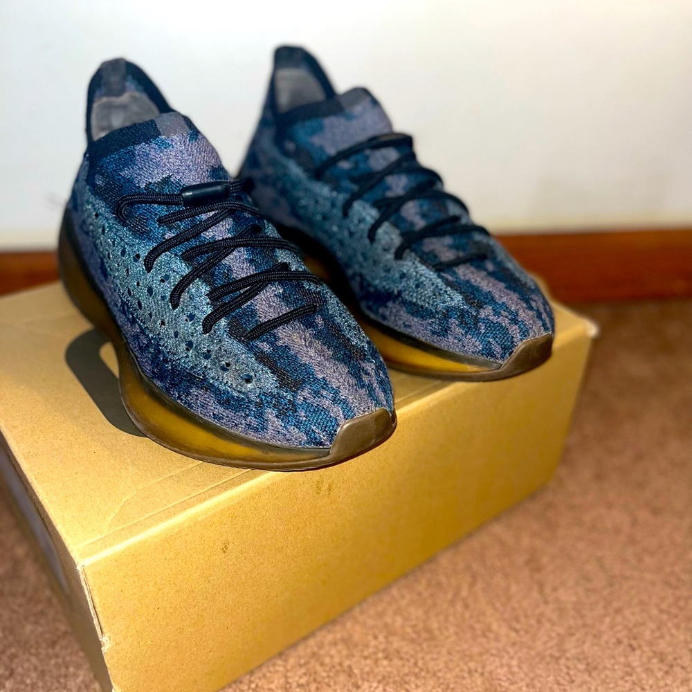 YEZZY BOOST 380